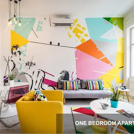 Bpr Art Of Rainbow Apartment Budapest