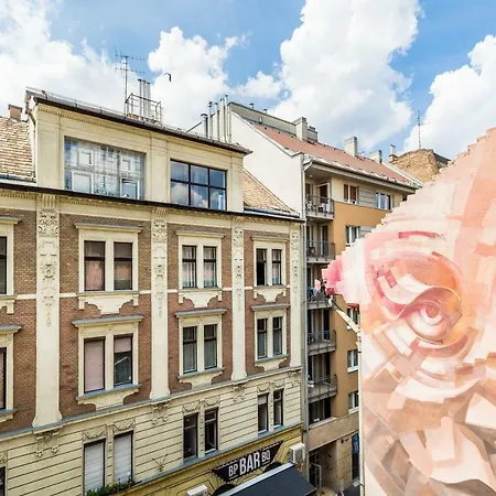 Apartment Bpr Art Of Rainbow Budapest